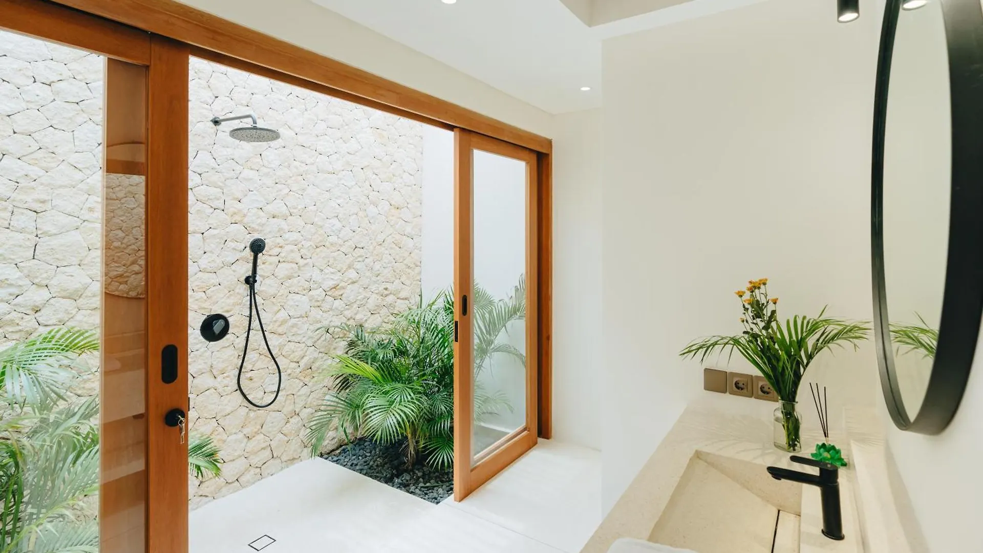 Ride To Bingin Beach, Gooseberry, Cashew Tree, 1Br Pool Villa Bingin, Pecatu